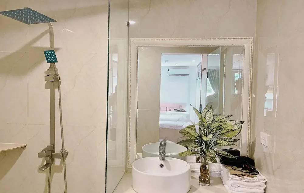 Residence Suite in Sunwah Pearl — photo 7