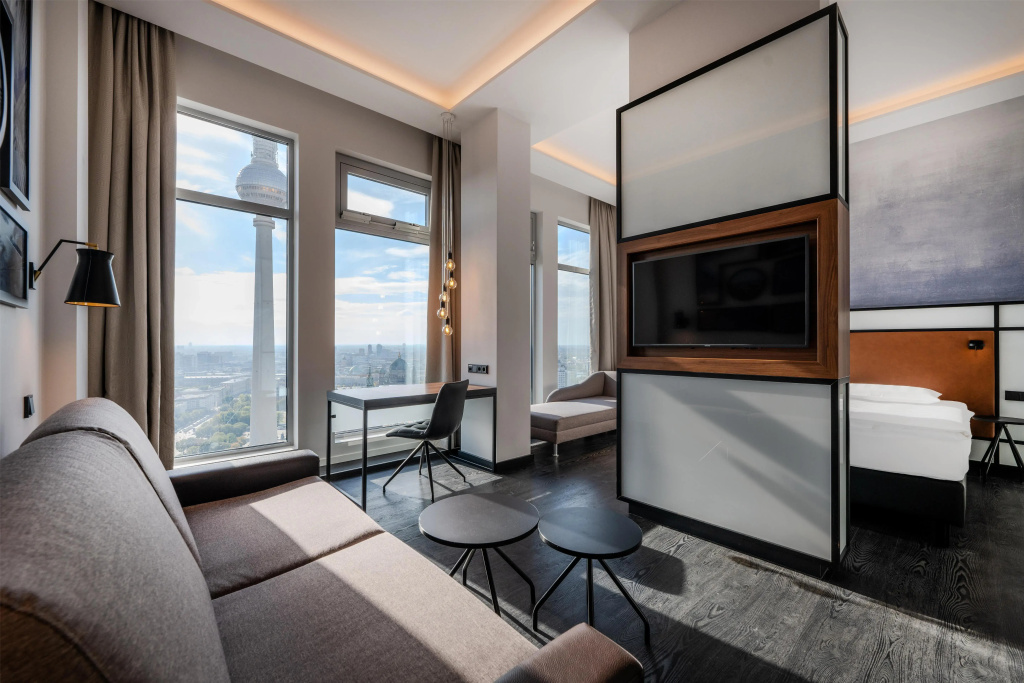 Park Inn by Radisson Berlin Alexanderplatz, photo 3