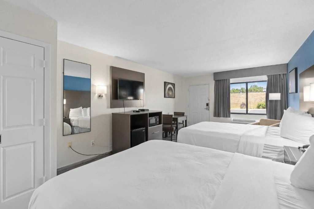 Baymont by Wyndham Orlando East, photo 5