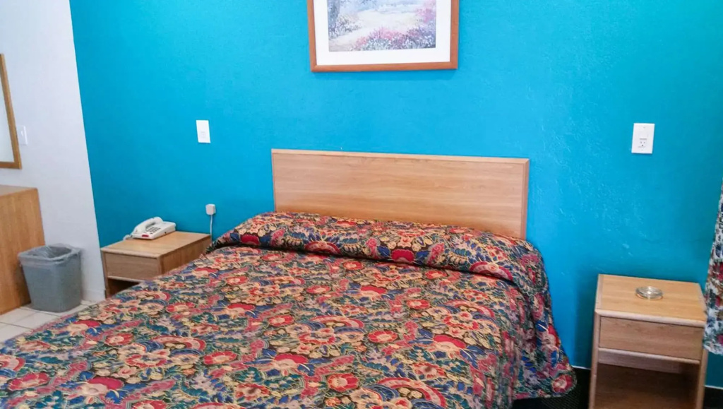 Economy Inn Motel Sylmar — photo 2