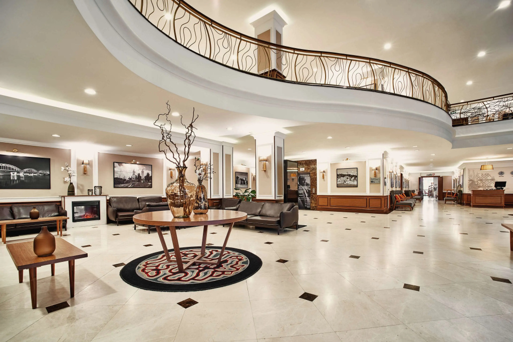 Отель Radisson Blu, Подол, центр Киева, photo 2