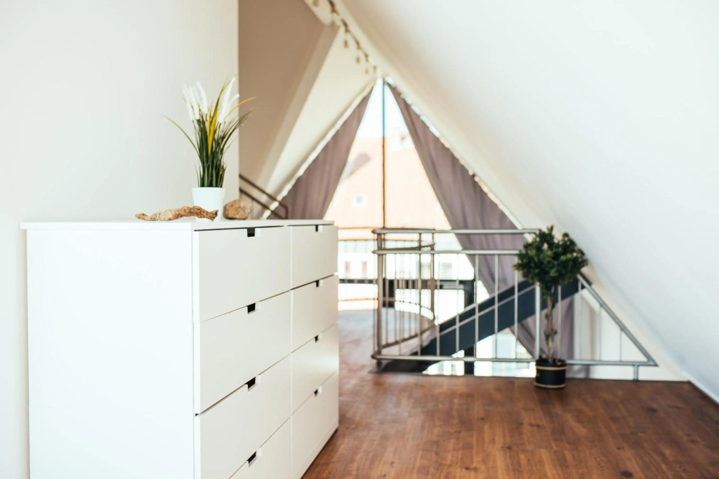 Fantastic Loft with Balcony — photo 3