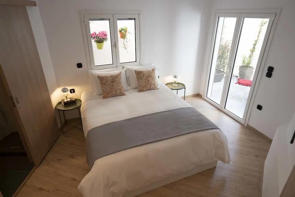 Modern 2bed 2bath Loft in Acropolis area, photo 4