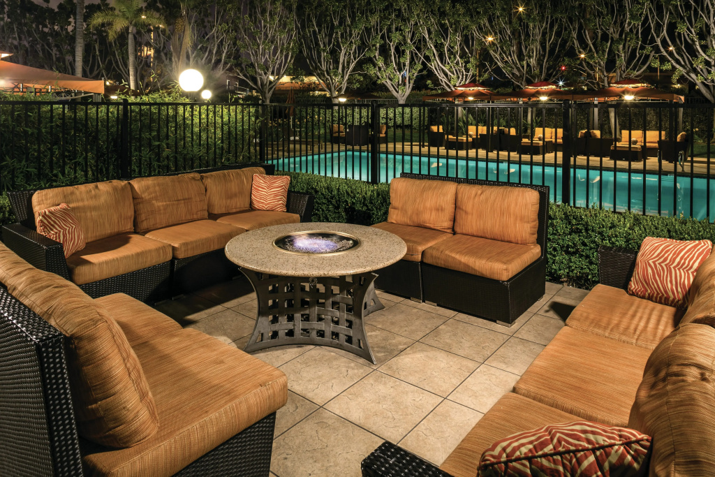 DoubleTree by Hilton Carson — photo 2
