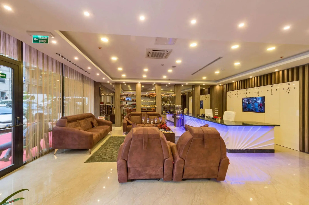 Grand Palace Hotel — photo 2